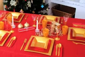 7 conseils pour choisir votre vaisselle jetable pour Noël