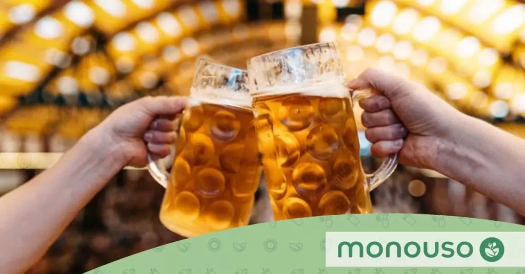 jarras-de-cerveza-desechables-y-reutilizables